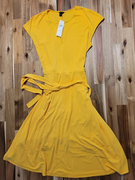 Ann Taylor Dresses & Skirts - Ann Taylor Yellow Cap-Sleeve Belted Maxi Dress